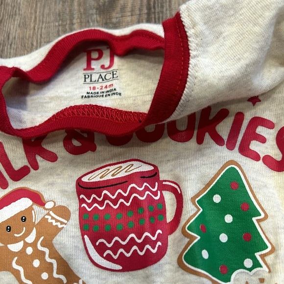 Festive Kids Pajamas Set - Red and Cream - Picture 5 of 5